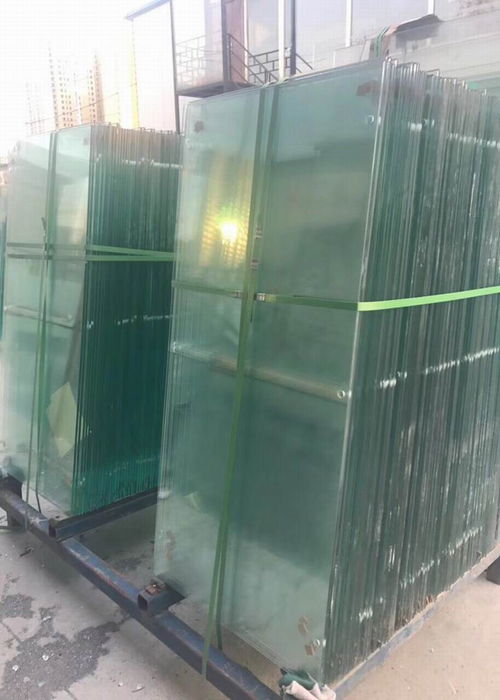 丰台钢化玻璃门安装指南 专业厂家选择与工装装修要点